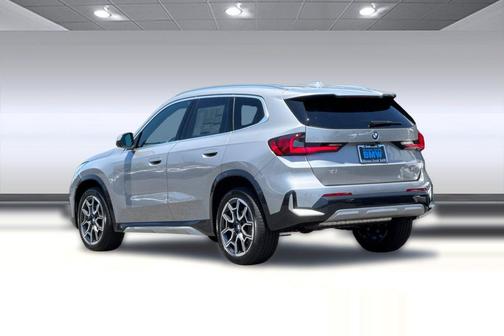 Space Silver Metallic 2026 BMW X1 xDrive28i