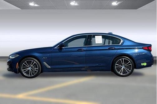 2022 BMW 530e Base