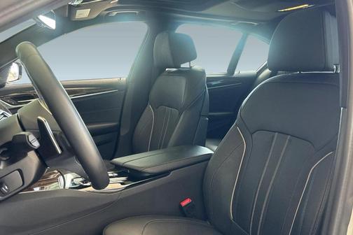 White 2017 BMW 540 540i