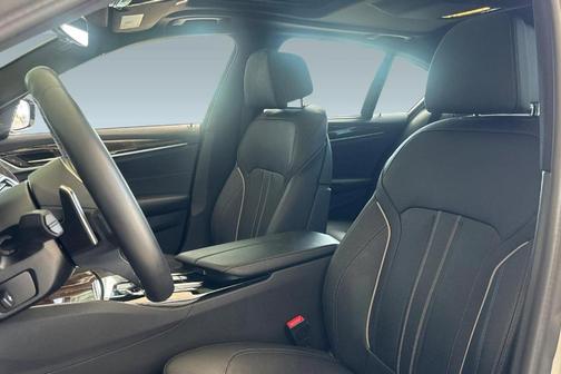 White 2017 BMW 540 540i