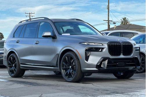 2026 BMW X7 xDrive40i