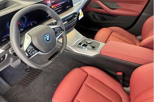 Black Sapphire Metallic 2026 BMW i4 Gran Coupe eDrive40