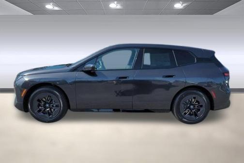 2026 BMW iX xDrive60