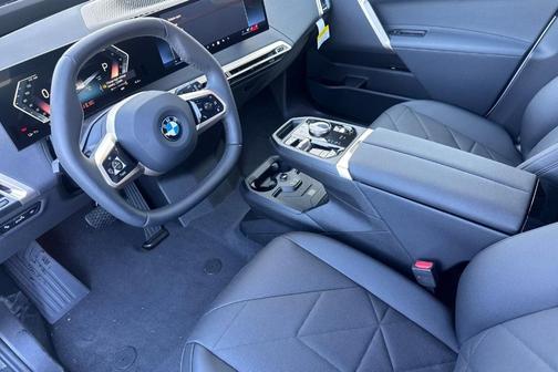 2026 BMW iX xDrive45