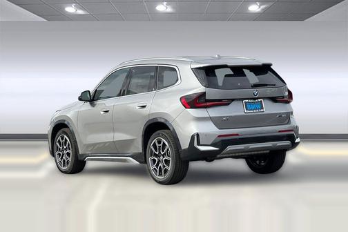 Space Silver Metallic 2026 BMW X1 xDrive28i