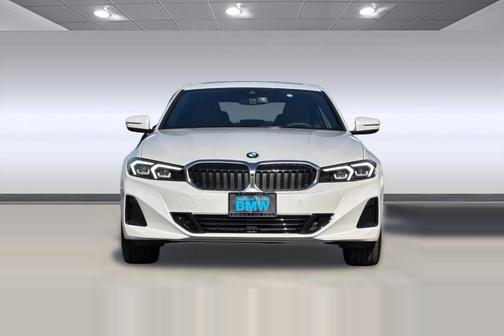 2025 BMW 330 330i