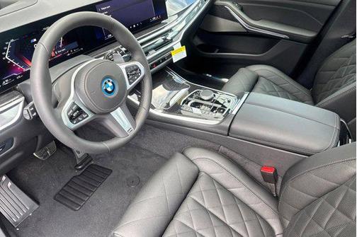 Carbon Black Metallic 2026 BMW X5 PHEV xDrive50e