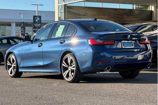 2023 BMW 330 330i