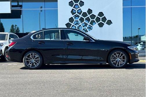 2022 BMW 330e Base