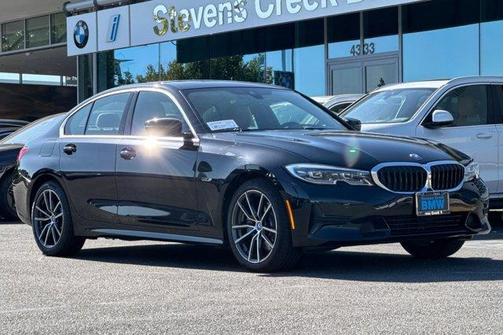 2022 BMW 330e Base