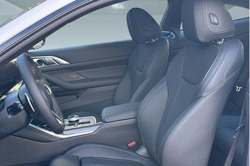 Alpine White 2026 BMW M440 i xDrive