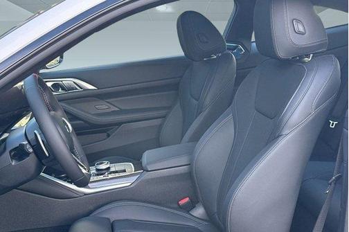 Alpine White 2026 BMW M440 i xDrive