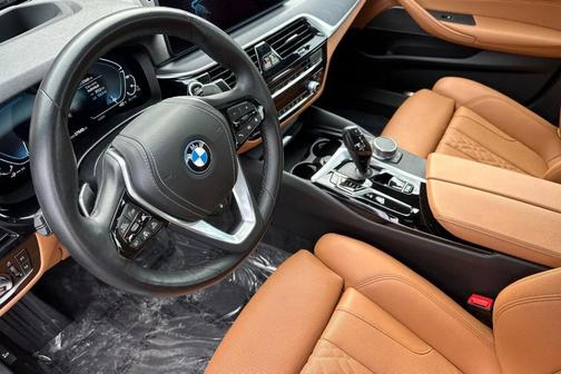 2023 BMW 530e Base