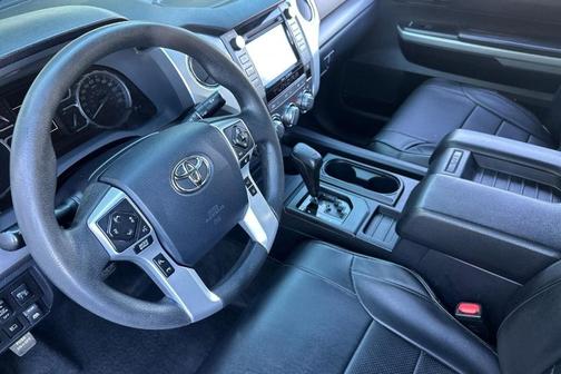 2018 Toyota Tundra SR5