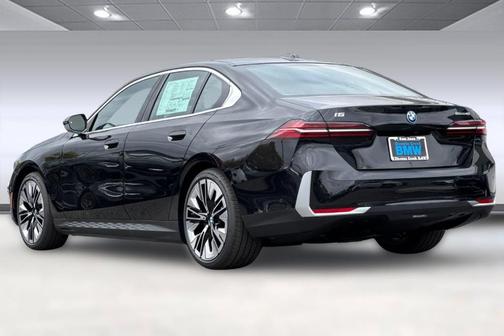 2026 BMW i5 eDrive40