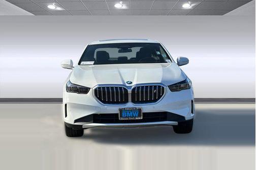 2025 BMW i5 eDrive40