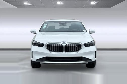 2025 BMW i5 eDrive40