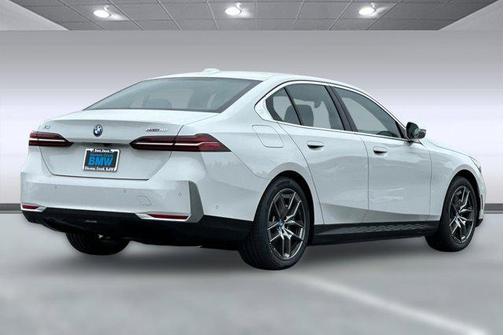 2025 BMW i5 eDrive40