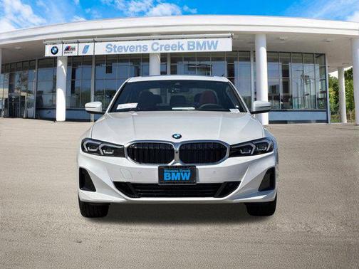 2025 BMW 330 i