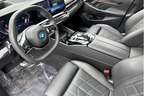 Gray 2024 BMW i5 eDrive40