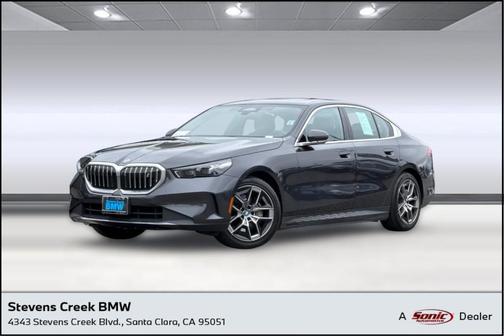 Gray 2024 BMW i5 eDrive40