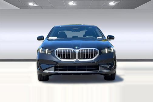 2026 BMW 530 i