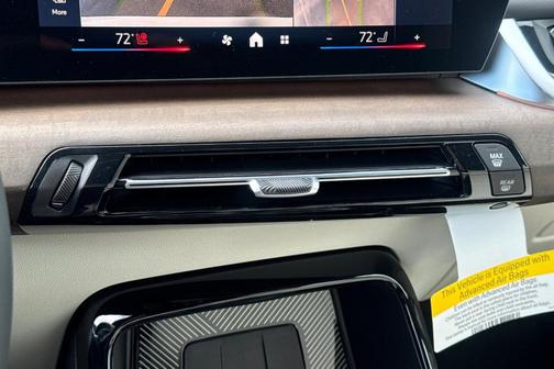 Alpine White 2026 BMW X1 xDrive28i