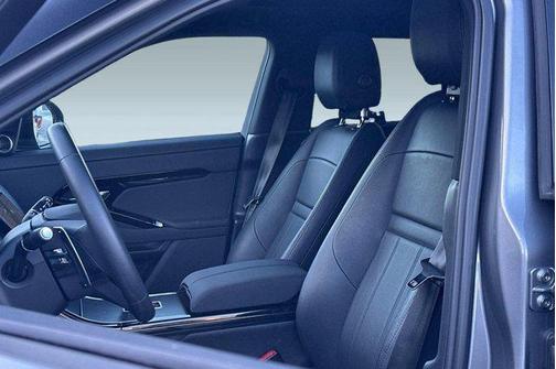 2024 Land Rover Range Rover Evoque Dynamic SE