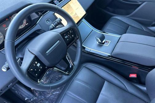 2024 Land Rover Range Rover Evoque Dynamic SE