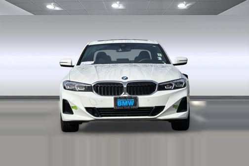 2023 BMW 330e 330e