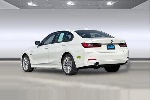 2023 BMW 330e 330e