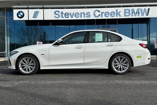 2023 BMW 330e 330e