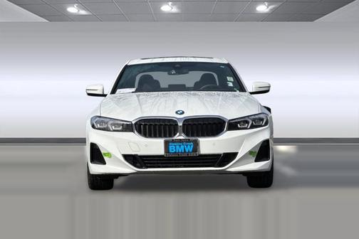 2023 BMW 330e 330e