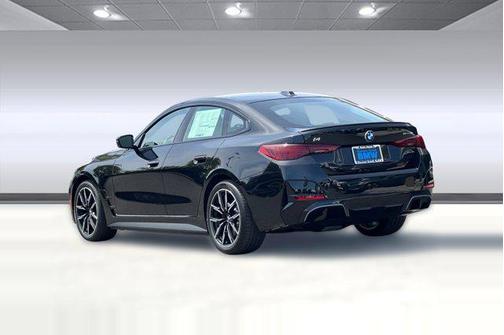 Black Sapphire Metallic 2026 BMW i4 Gran Coupe eDrive40