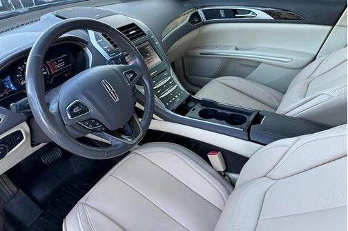 2014 Lincoln MKZ Hybrid Base