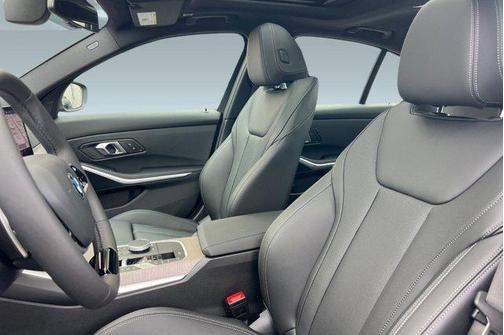 2026 BMW 330 xDrive NA