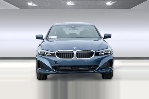 2026 BMW 330 xDrive NA