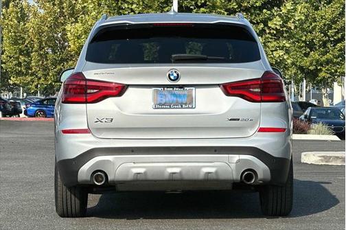 Glacier Silver Metallic 2021 BMW X3 PHEV xDrive30e