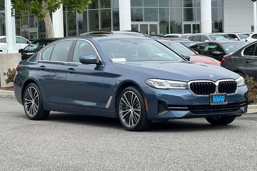 Arctic Race Blue Metallic 2023 BMW 540 i