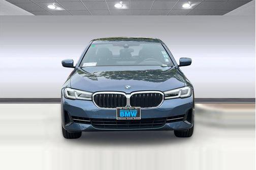 Arctic Race Blue Metallic 2023 BMW 540 i