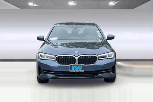 Arctic Race Blue Metallic 2023 BMW 540 i