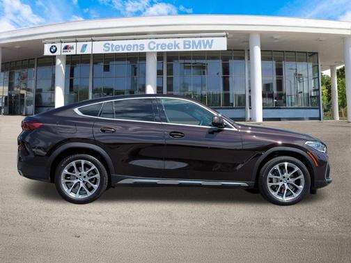 2022 BMW X6 xDrive40i