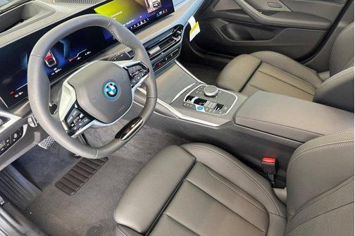 Dravit Grey Metallic 2026 BMW i4 Gran Coupe eDrive40