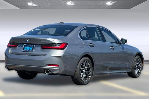 2025 BMW 330 xDrive