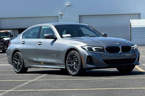 Skyscraper Grey Metallic 2025 BMW 330 xDrive
