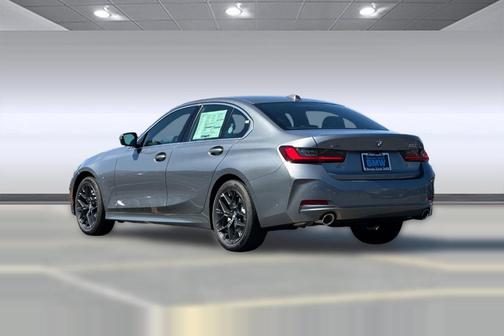 Skyscraper Grey Metallic 2025 BMW 330 xDrive