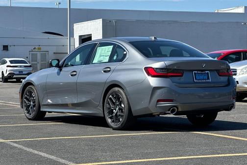 Skyscraper Grey Metallic 2025 BMW 330 xDrive