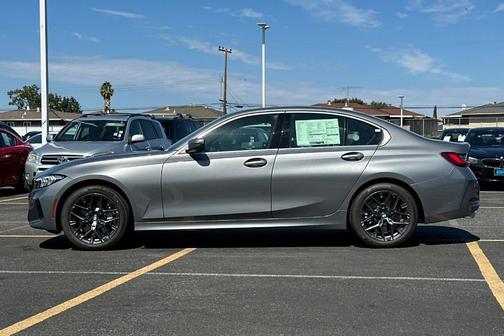 Skyscraper Grey Metallic 2025 BMW 330 xDrive