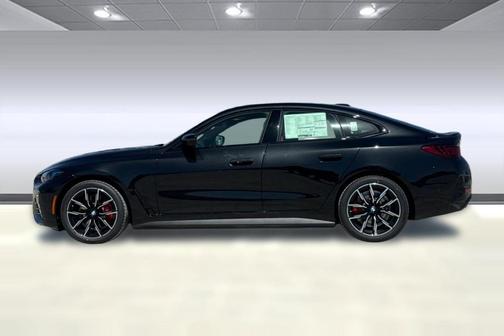Black Sapphire Metallic 2026 BMW i4 Gran Coupe eDrive40