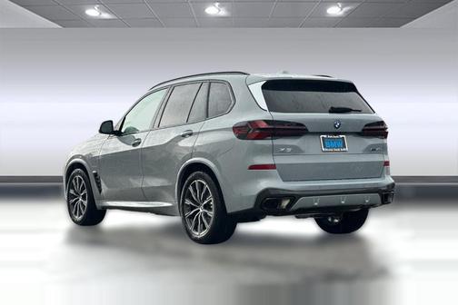 Brooklyn Grey Metallic 2026 BMW X5 PHEV xDrive50e